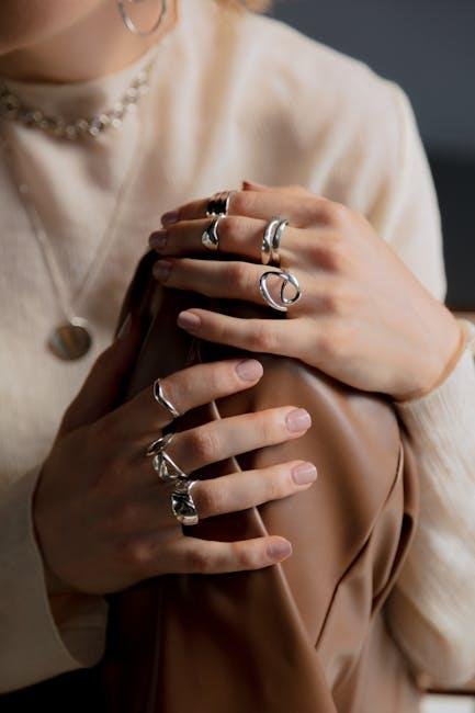 Accessorizing Smartly: The Art of Making Comfort Look classy
